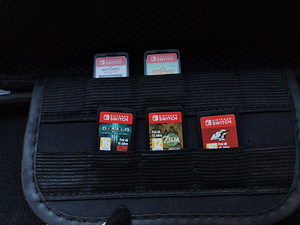 Nintendo switch lite (2 foto / 2)