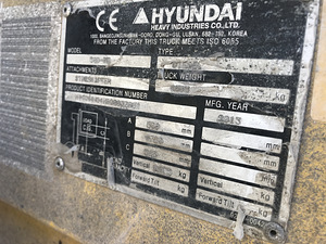 Tõstuk HYUNDAI 3t 4,6m diisel (8 foto / 9)