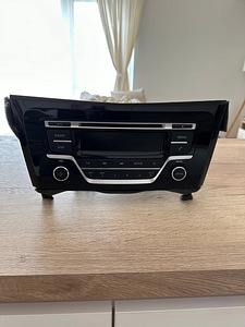 Nissan X-Traili tavaraadio - Visteon 5AL9 (1 foto / 3)
