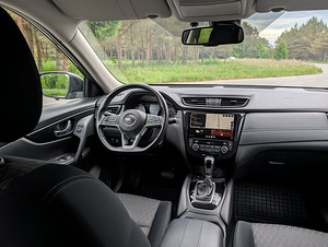 Nissan X-Trail T32 (2020) (8 foto / 13)