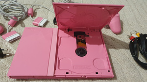 Sony Play Station 2 (1 фото из 4)