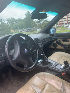Продам авто BMW (5 фото из 5)