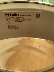Katkine pesumasin Miele (3 foto / 3)