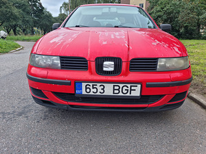 Seat leon (2 фото из 4)