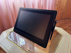 Wacom Cintiq 16 (DTK1660K0B) + reguleeritav alus (ACK620K)