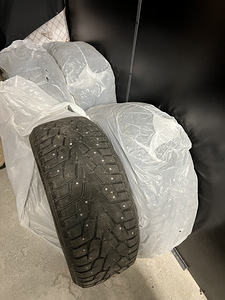 Talve naastrehvid YOKOHAMA 255/45R19 (1 foto / 5)