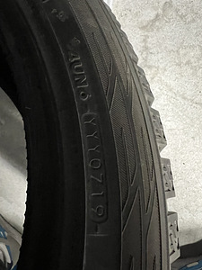 Talve naastrehvid YOKOHAMA 255/45R19 (5 foto / 5)