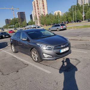 Hyunday i40 (1 фото из 5)