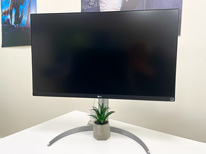 Monitor LG 4К IPS 27UP650 (2 фото из 3)