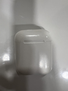 Air pods (3 фото из 4)