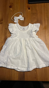 H&M kleit-body. Suurus 62. Komplektis peapael. (1 foto / 3)