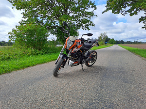 KTM Duke 125 (1 foto / 5)