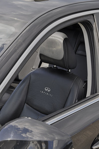 Infiniti q50 (11 foto / 15)