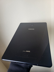 Samsung Galaxy Tab S4 (3 фото из 3)