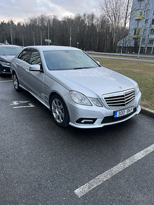 Mercedes E212 (3 foto / 10)