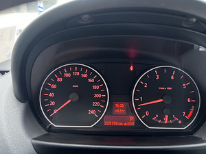 Авто BMW 120i (9 фото из 9)