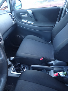 Suzuki liana 2007 бензин (3 фото из 9)