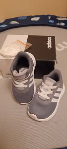 Adidase laste tossud (3 foto / 3)