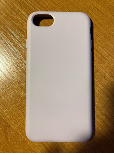 Чехлы на iPhone 8 (8 фото из 8)