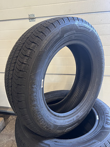 GOODYEAR EFFICIENTGRIP 205/65R16C UUED (2 foto / 3)