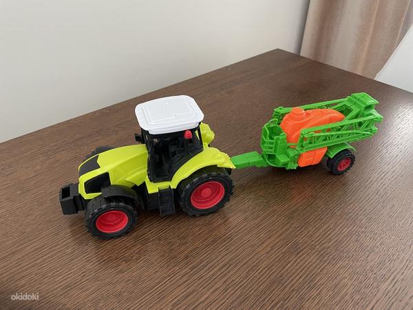 Трактор (фото #1)