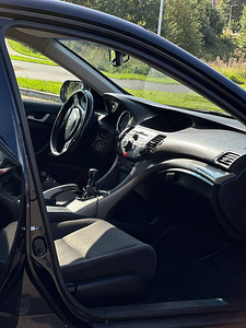 Honda Accord 2.2d 2008 (5 foto / 10)