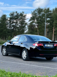 Honda Accord 2.2d 2008 (10 foto / 10)