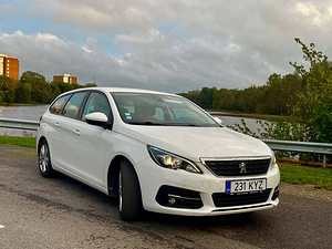 Peugeot 308 (7 foto / 8)
