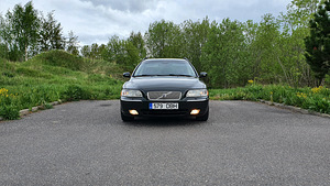Volvo v70 2.4 (1 фото из 15)