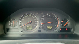 Volvo v70 2.4 (13 фото из 15)