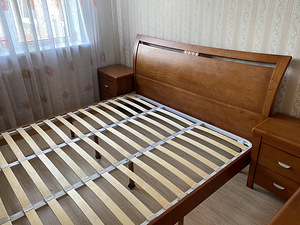 Спальный гарнитур (1 фото из 7)
