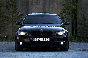 BMW E90 325D 145кВт 2008 (2 фото из 7)