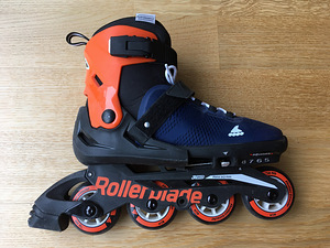 Laste rulluisud Rollerblade + kaitsmekomplekt (uueväärsed) (2 foto / 6)