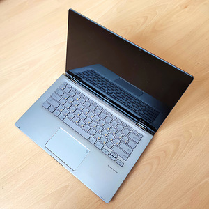 Asus Zenbook Flip 14", AMD Ryzen 5 3500U, RAM 8GB, 256 GB (2 foto / 7)