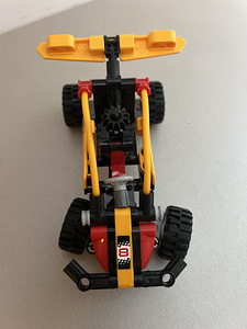 Lego (2 foto / 3)