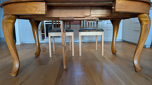 Täispuidust ümmargune (130-340cm) pikendatav söögilaud (6 foto / 6)