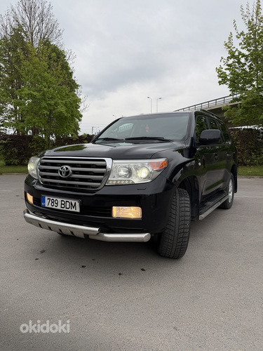 Müüa Toyota Land Cruiser 200