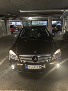 Mercedes Benz C 220 CDI BlueEfficiency 2.1 125 кВт (6 фото из 11)