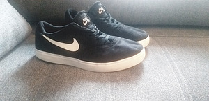 Tenniski NIKE (1 foto / 1)