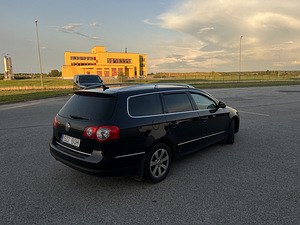 Volkswagen Passat B6 (4 foto / 12)