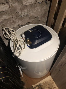 Veeboiler/veeboiler Ariston BLU1 R 50 V (1 foto / 3)