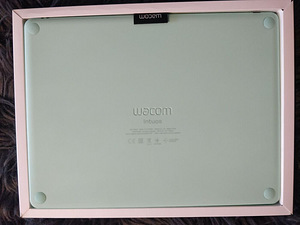 Graafikalaud Wacom Intuos M Bluetooth, pistaatsiaroheline (4 foto / 6)