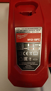 M18 & M12 Multi-Voltage Зарядное устройство Milwaukee (2 фото из 5)