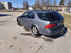 Saab 9-5 (3 foto / 9)