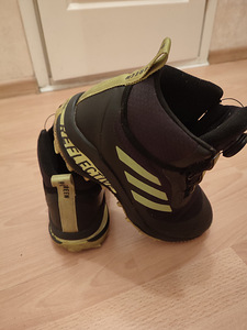 Adidase tossud suurus 38,5 (5 foto / 6)