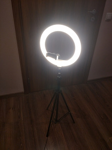 Rõngas USB LED lamp 30 cm + telefonihoidik (2 foto / 4)