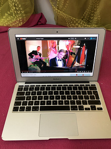 Macbook müüa (4 foto / 4)
