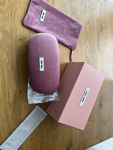 Miu Miu prillid (6 foto / 7)