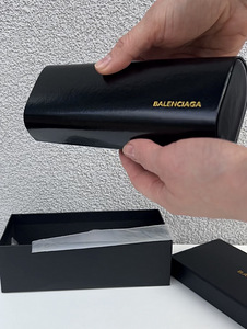 Balenciaga prillid (7 foto / 8)