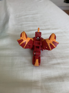 Bakugan drago (2 foto / 5)